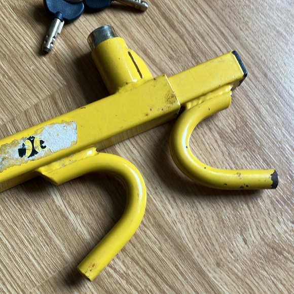 Sentinel 1000 steering wheel lock - Picture 6 of 6